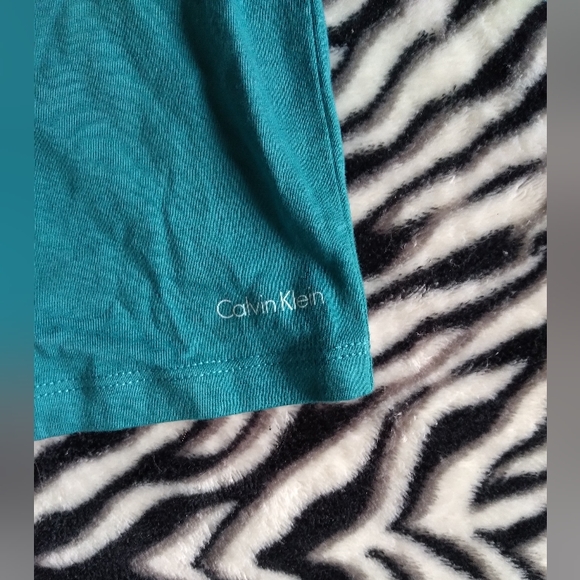 Calvin Klein pajamas - Picture 3 of 5